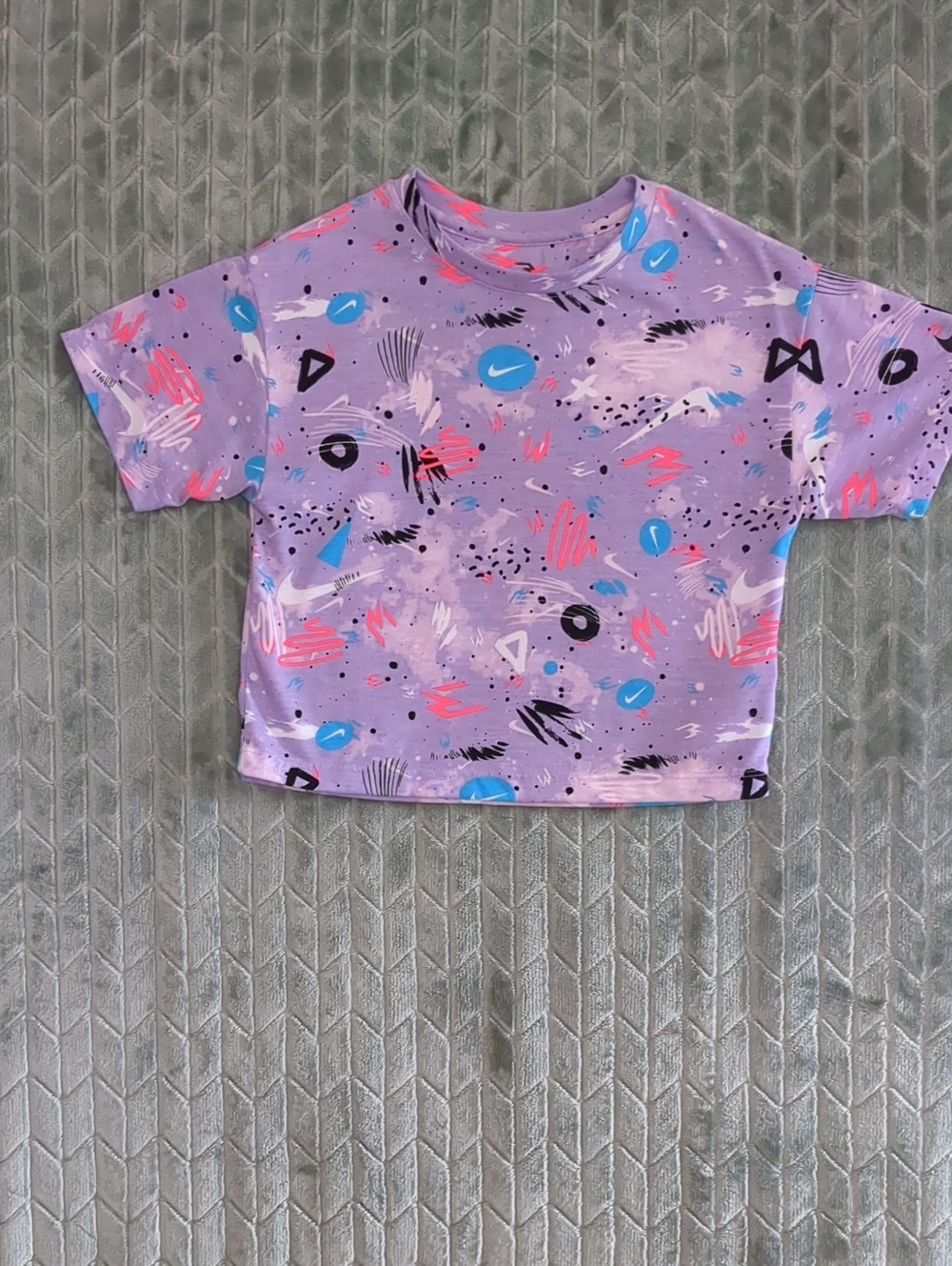 Nike Girls' Lavender Graphic Short Sleeve Tee with Blue & Pink Accents